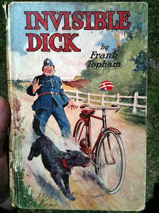 Illustration for article titled The Worst Book Covers of All Time Have Destroyed My Faith In Humanity